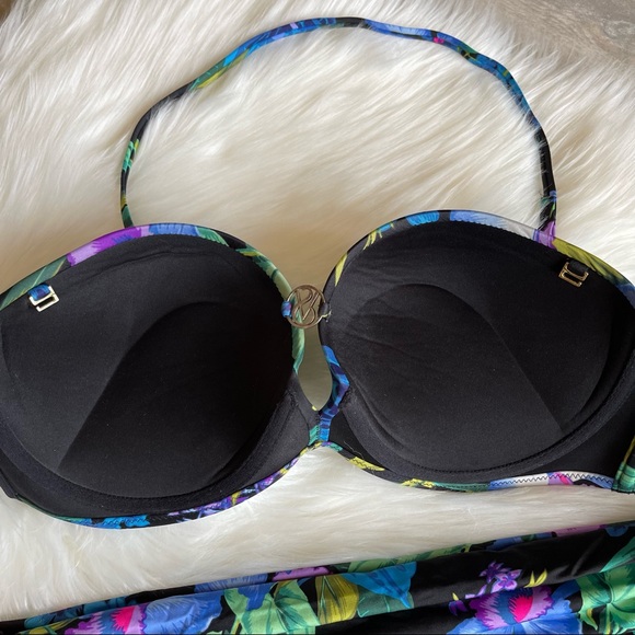 38C Vs Victoria’s Secret bombshell miraculous adds-2cups Bandeau strapless Swim - Picture 4 of 15